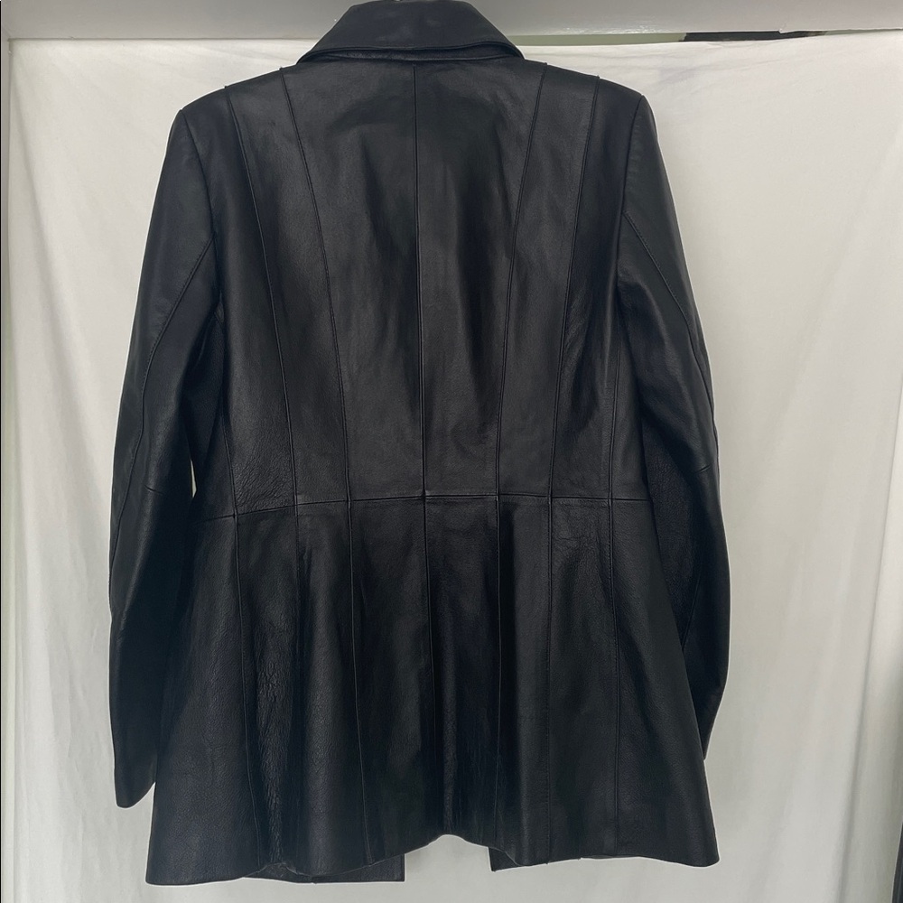 Leather jacket - Picture 5 of 7